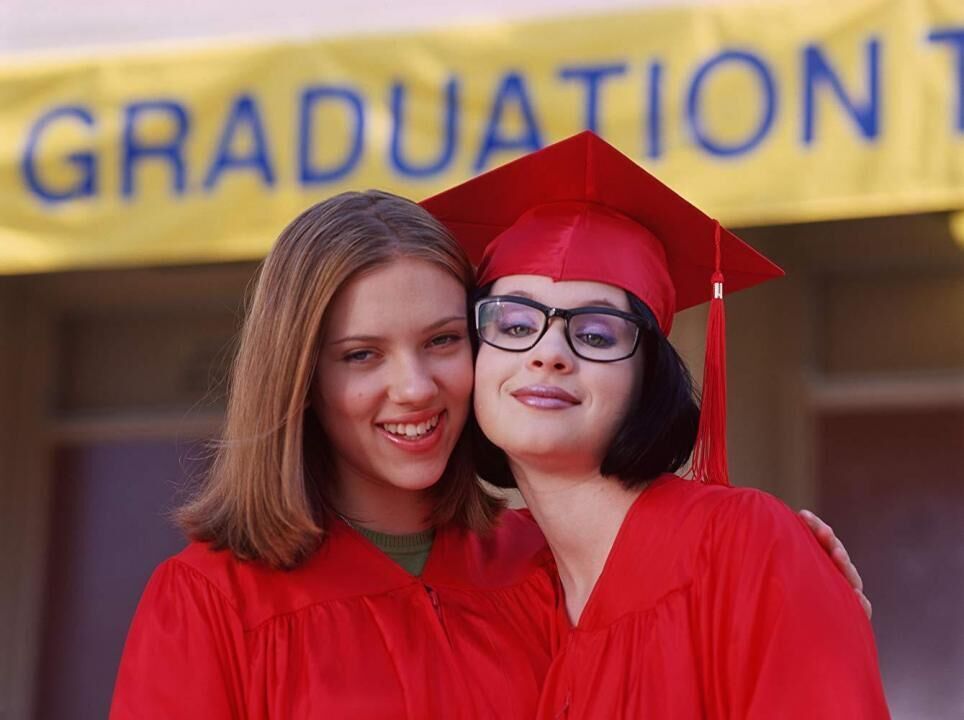 #74. Ghost World (2001)